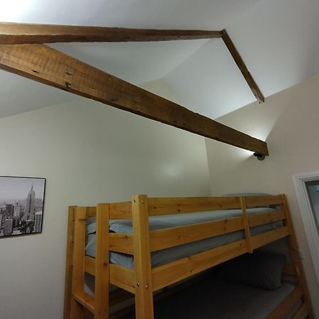 Queens Holiday Apartment بيمبروك دوك المظهر الخارجي الصورة