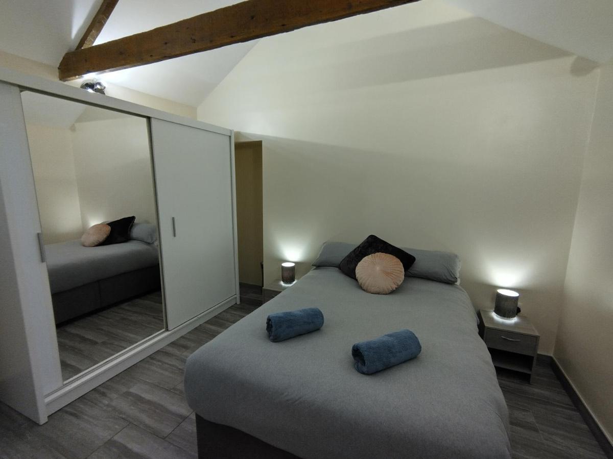 Queens Holiday Apartment بيمبروك دوك المظهر الخارجي الصورة